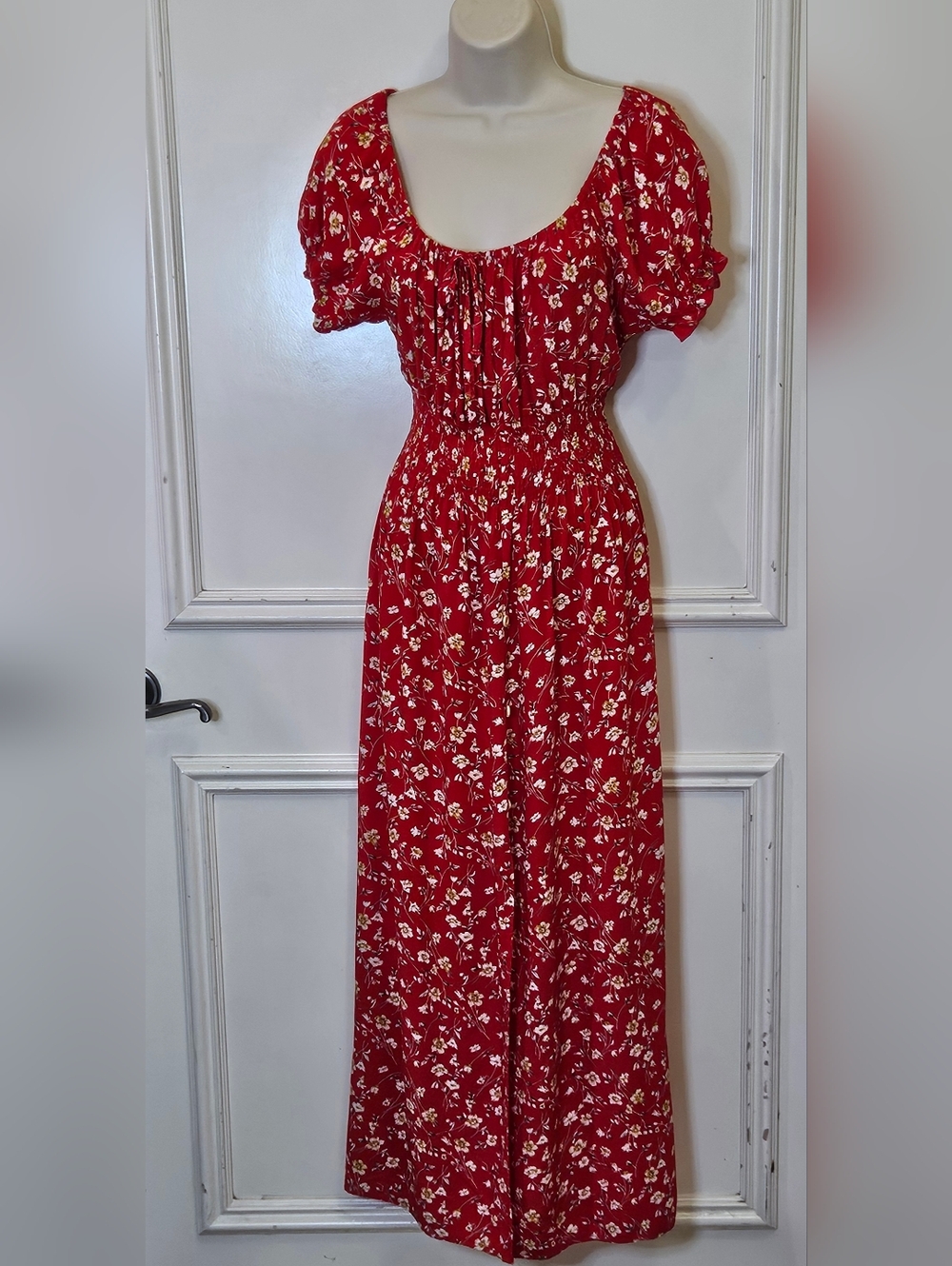 Kindred Red Multi Floral Short Sleeve Front Split Smocked Maxi Dress,X-Large - Picture 9 of 16